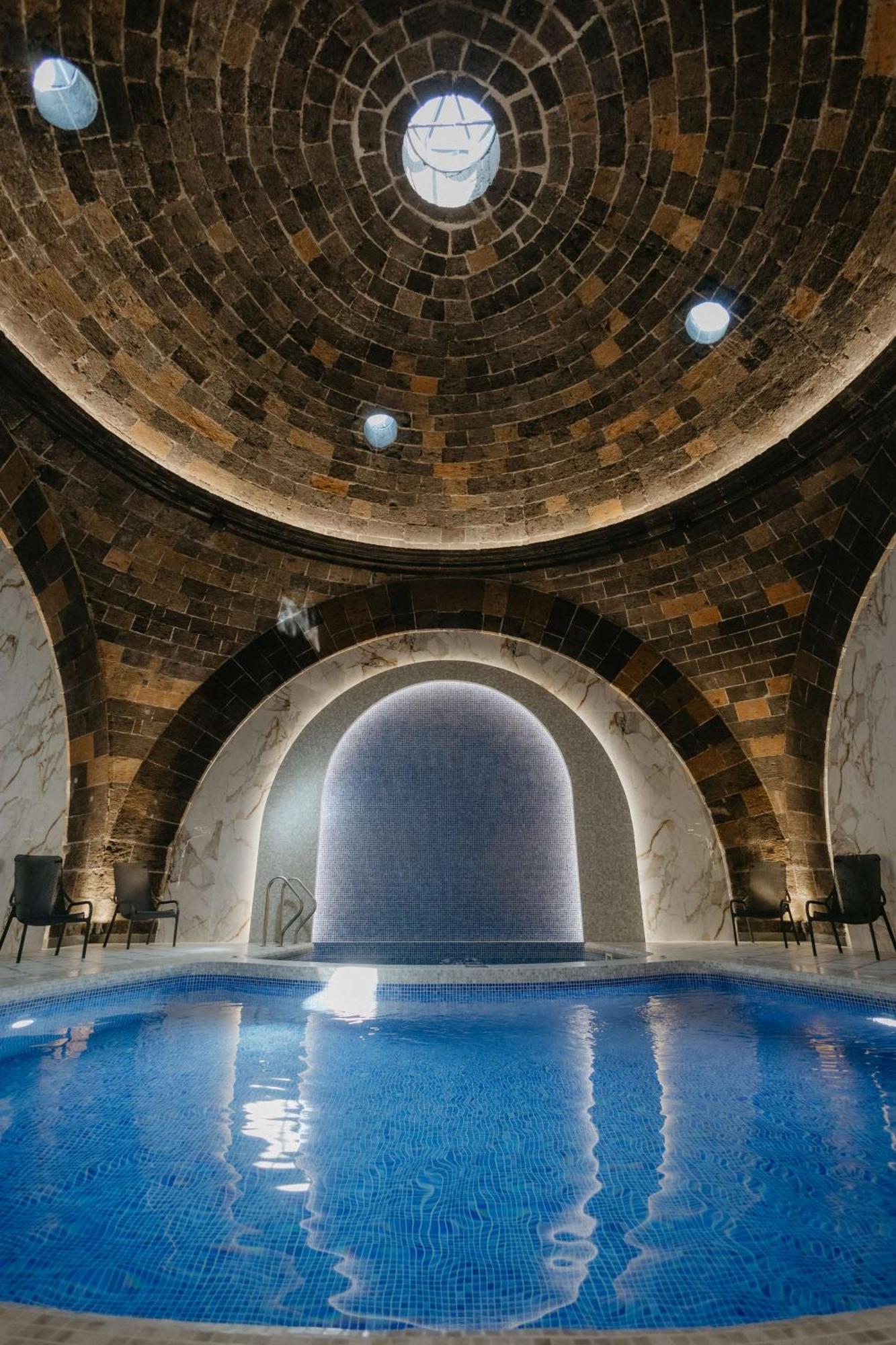 Radisson Hotel & Spa Gjumri Eksteriør billede